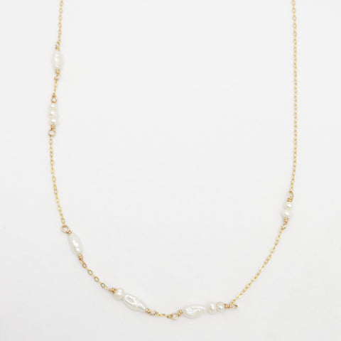 Delicate Pearl Necklace - Gold