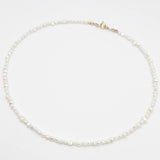 Elegant petite pearl necklace - Gold