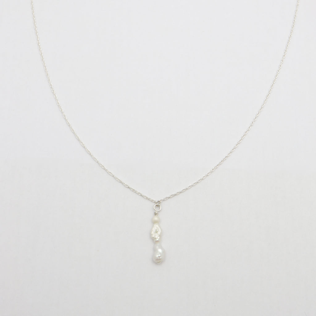 Whisper Drop Pearl silver necklace