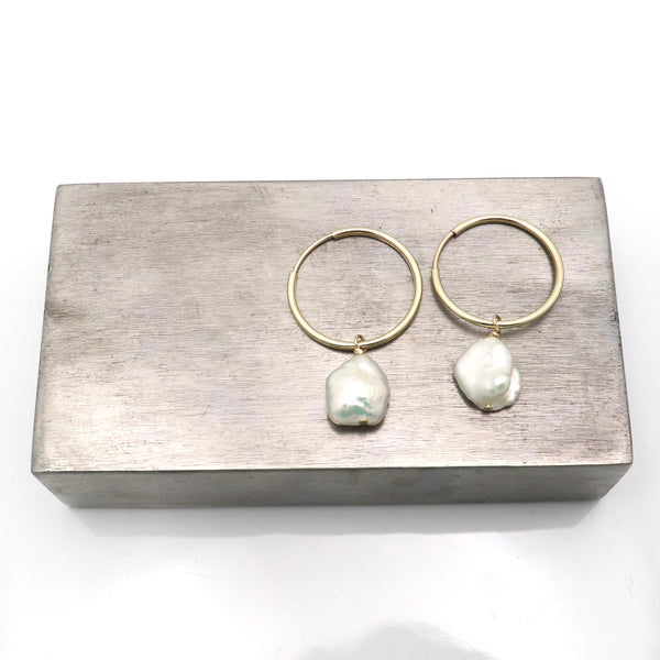 HERA Keishi Pearl Gold Hoop Earrings