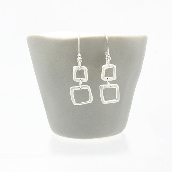 Contour Collection: Squared Silver Linked Short Necklace