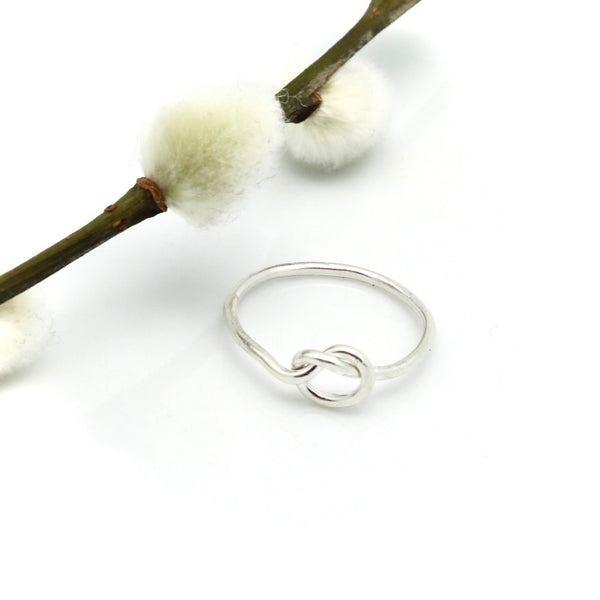 Love Knot Ring - Sterling silver